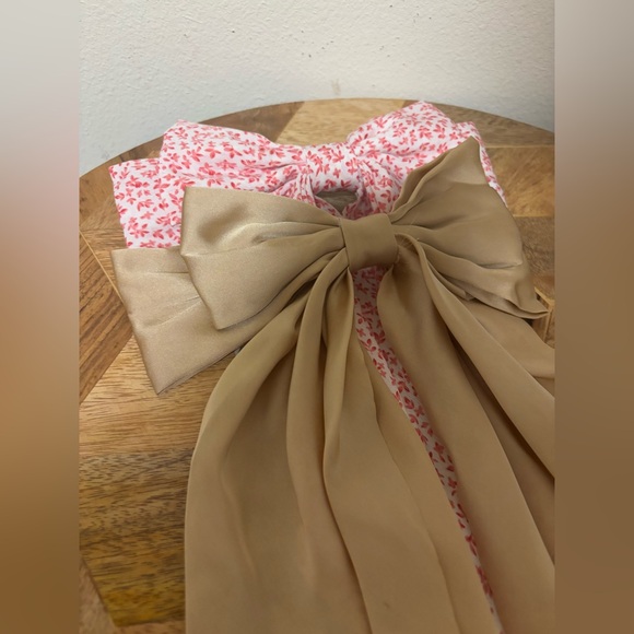 Two Long Hair Bows pink and white pattern & golden sand color - Picture 4 of 7